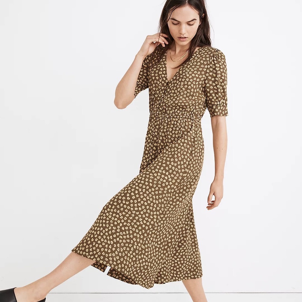 Button-Cuff Midi Dress in Woodcut Flowers